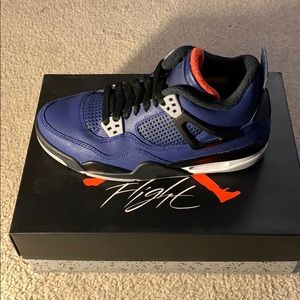 Air Jordan 4